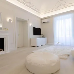 Anais Luxury - Centro Aeroporto di Catania Fontana Rossa