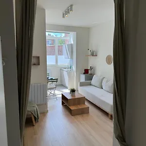 superbe-appartement-une-chambre.brusselshotelsbook.com/