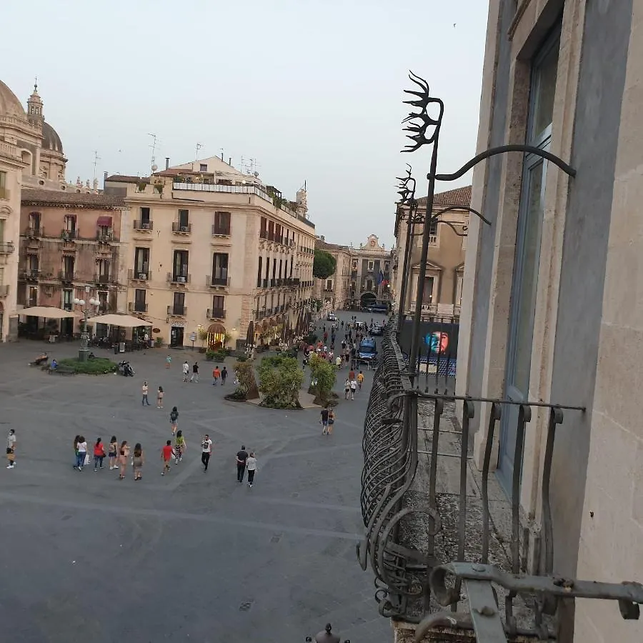 Palazzo La Piana Rooms Catania Apartment